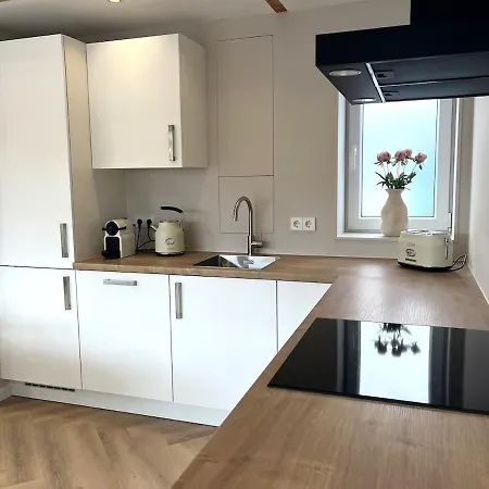 Casa vacanze Stijlvol En Nieuw Dicht Bij Het