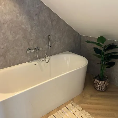 Casa vacanze Stijlvol En Nieuw Dicht Bij Het
