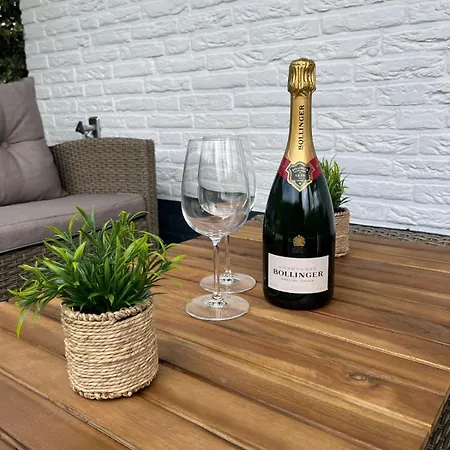 Casa vacanze Stijlvol En Nieuw Dicht Bij Het *